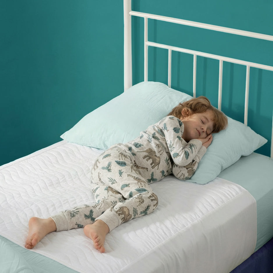 Washable Bed Pads for Toddlers with Tuckable Wings - 34"x36"